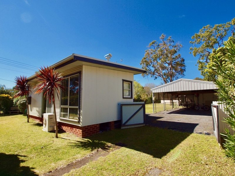 Photo - 2 Berry Street, Huskisson NSW 2540 - Image 2