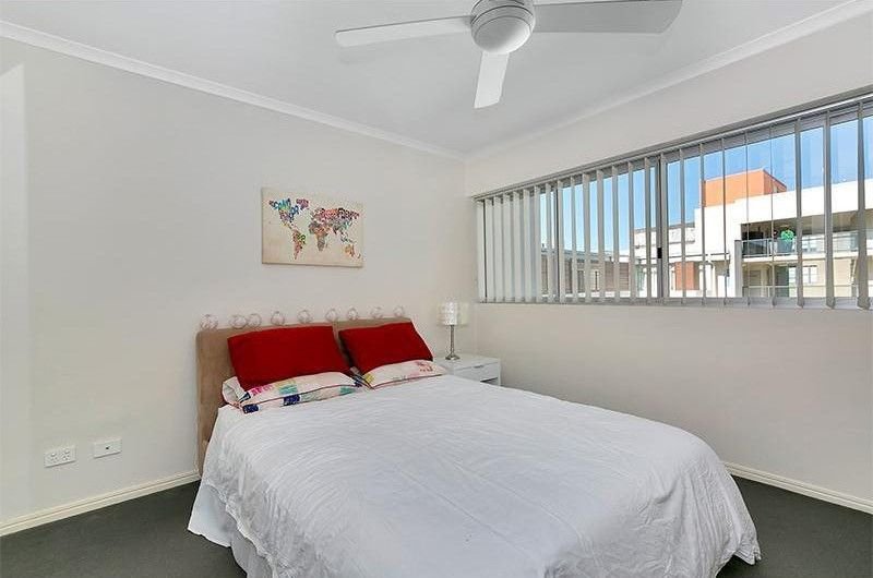 Photo - 2 Berwick Street, Fortitude Valley QLD 4006 - Image 5