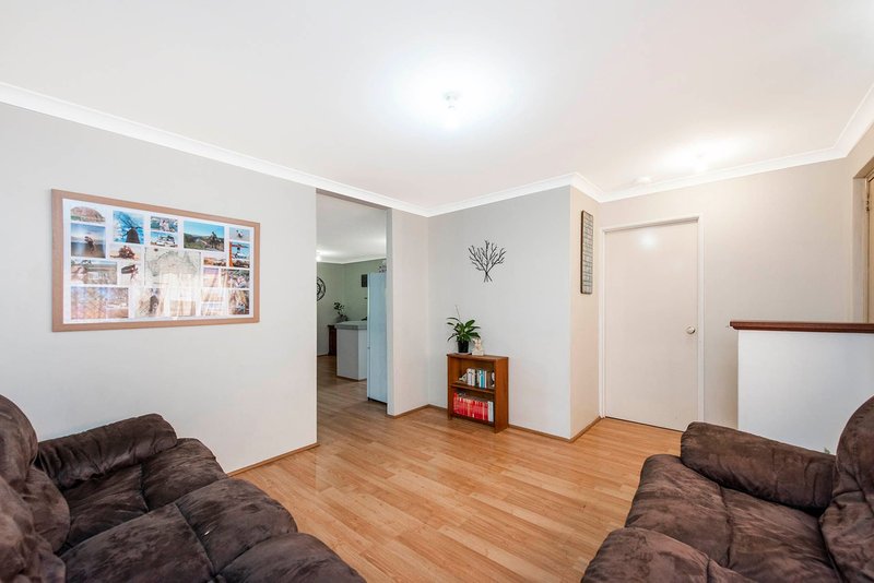 Photo - 2 Beryl Close, Maida Vale WA 6057 - Image 9