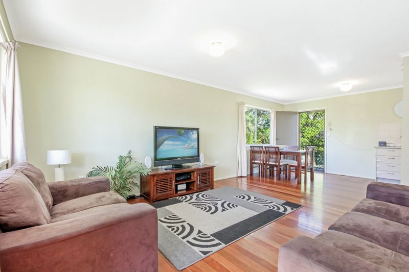 Photo - 2 Beverley Street, Burpengary QLD 4505 - Image 3