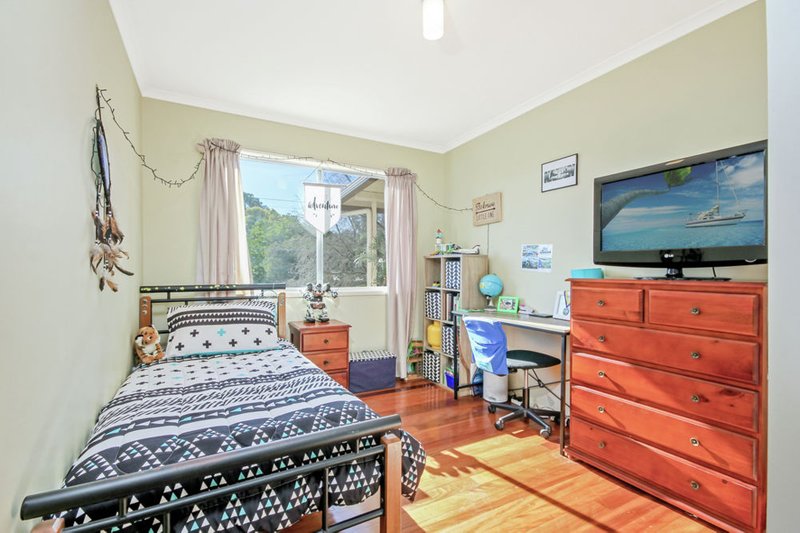 Photo - 2 Beverley Street, Burpengary QLD 4505 - Image 5