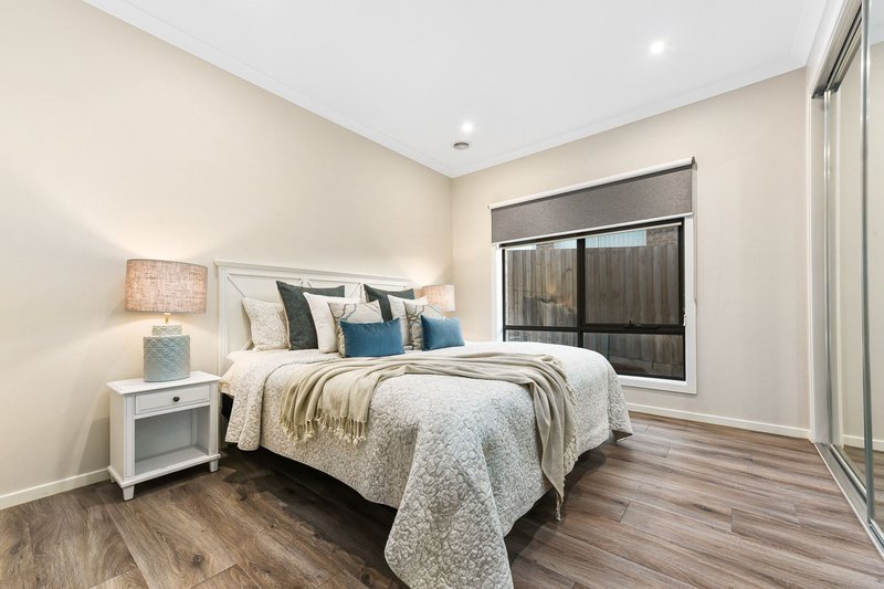 Photo - 2 Bickerton Court, Hampton Park VIC 3976 - Image 25