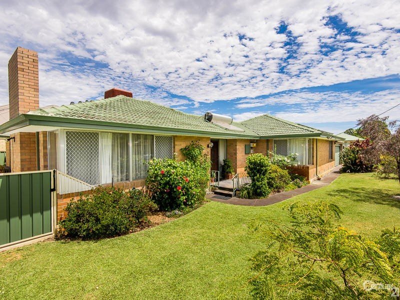 2 Biddenden Street, Thornlie WA 6108