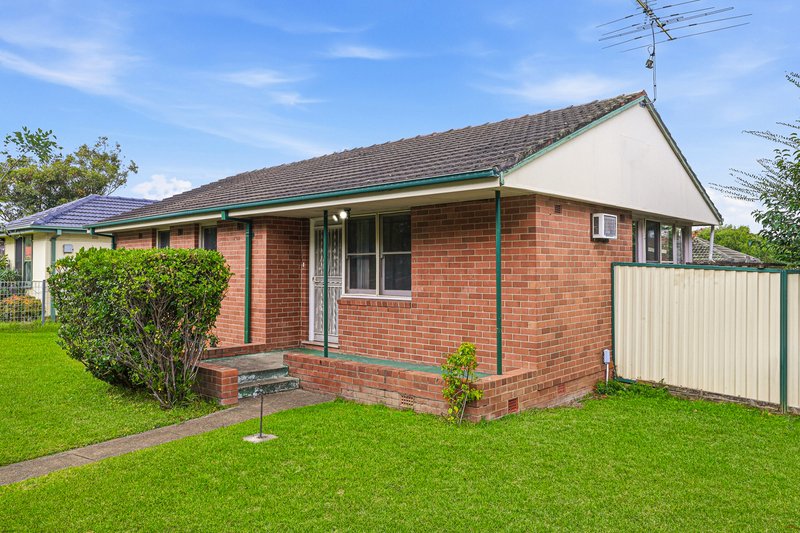 Photo - 2 Biman Place, Whalan NSW 2770 - Image 1
