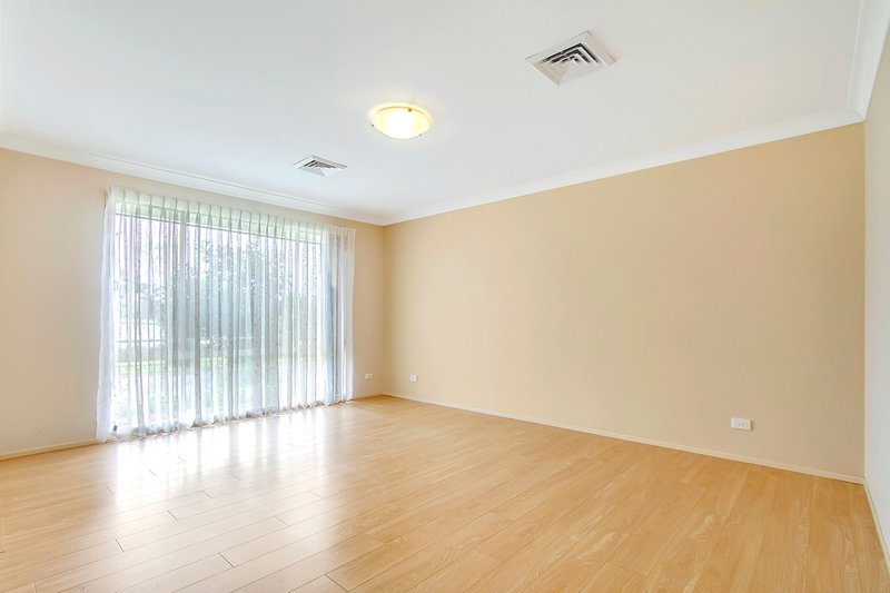 Photo - 2 Bindon Place, Kellyville NSW 2155 - Image 4