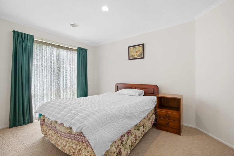 Photo - 2 Birch Court, Wyndham Vale VIC 3024 - Image 11