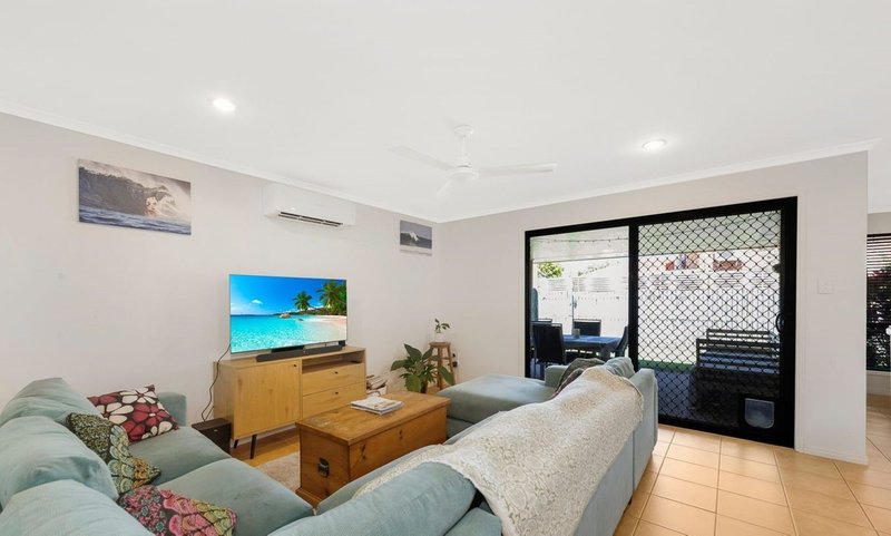 Photo - 2 Birdwood Cresent , Bargara QLD 4670 - Image 4