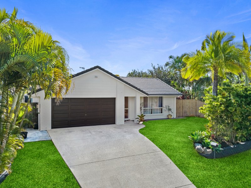 Photo - 2 Birkdale Court, Tewantin QLD 4565 - Image 2