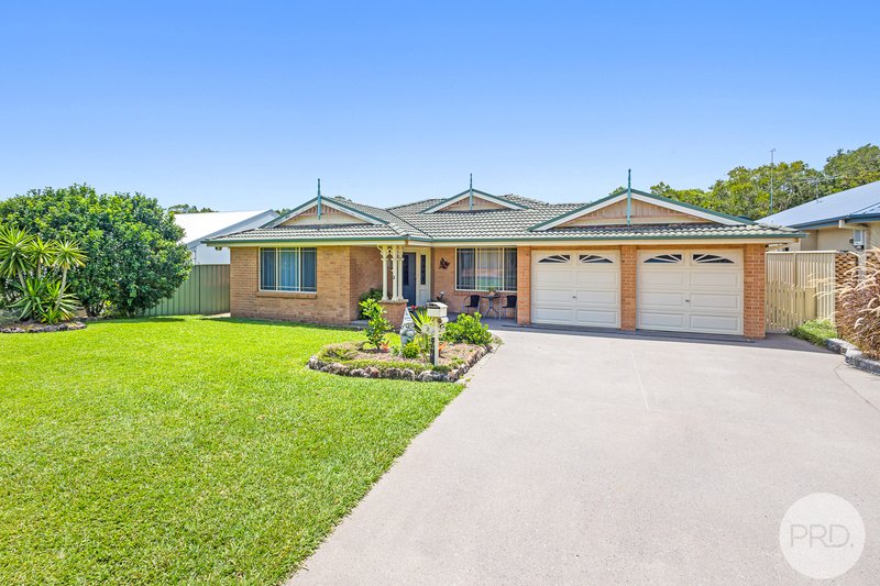 2 Biscay Close, Anna Bay NSW 2316