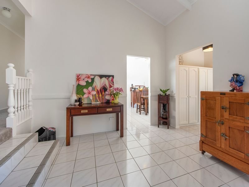 Photo - 2 Black Diamond Crescent, Edens Landing QLD 4207 - Image 10