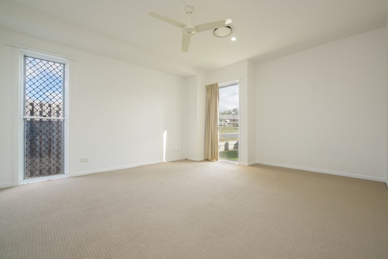 Photo - 2 Blackbraes Court, New Auckland QLD 4680 - Image 9