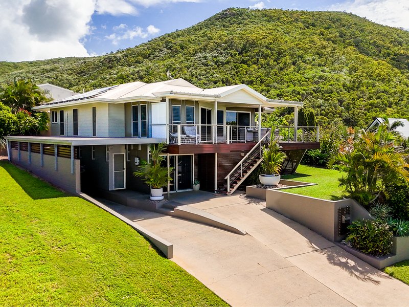 Photo - 2 Blackcurrant Drive, Hideaway Bay QLD 4800 - Image 24