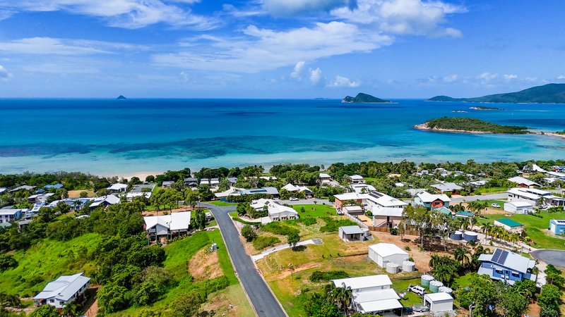 Photo - 2 Blackcurrant Drive, Hideaway Bay QLD 4800 - Image 27