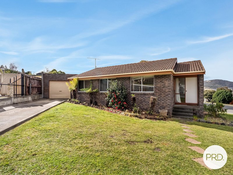 2 Bland Street, Rokeby TAS 7019