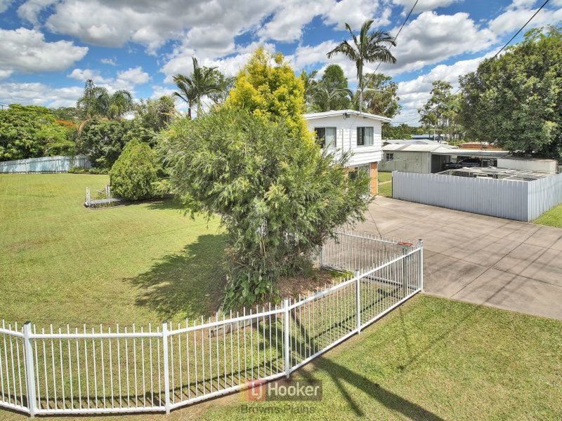 Photo - 2 Blue Gum Drive, Marsden QLD 4132 - Image 3