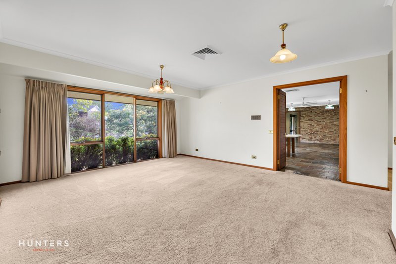 Photo - 2 Blue Jay Court, West Pennant Hills NSW 2125 - Image 2
