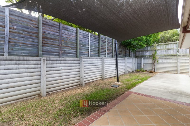 Photo - 2 Blueberry Ash Court, Boronia Heights QLD 4124 - Image 10