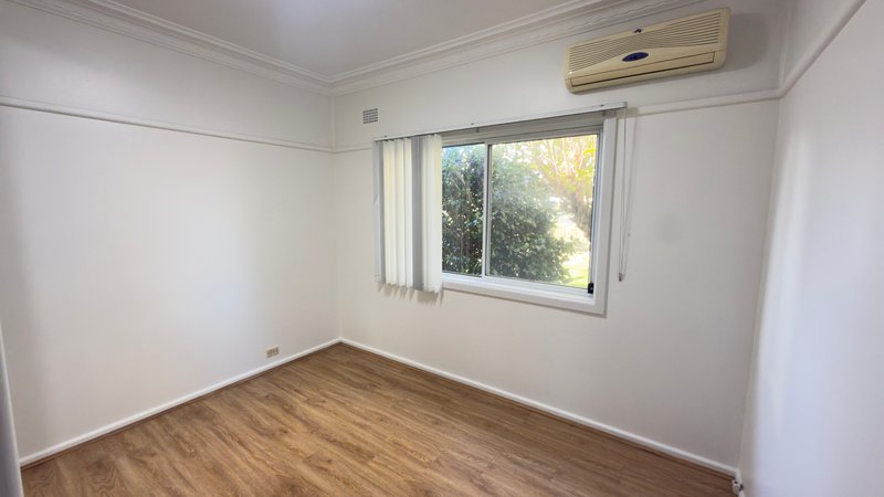 Photo - 2 Bogalara Road, Old Toongabbie NSW 2146 - Image 5