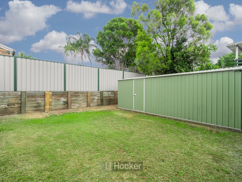 Photo - 2 Bonhill Court, Hillcrest QLD 4118 - Image 10