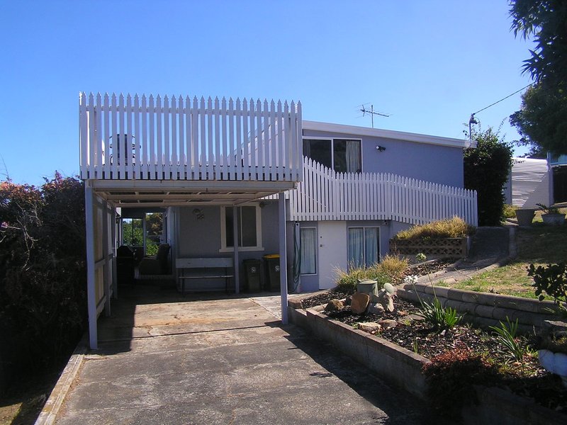 2 Boobyalla Street, Primrose Sands TAS 7173