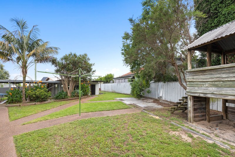 Photo - 2 Booth Street, East Maitland NSW 2323 - Image 9