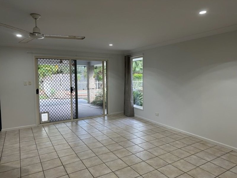 Photo - 2 Boram Street, Currimundi QLD 4551 - Image 8