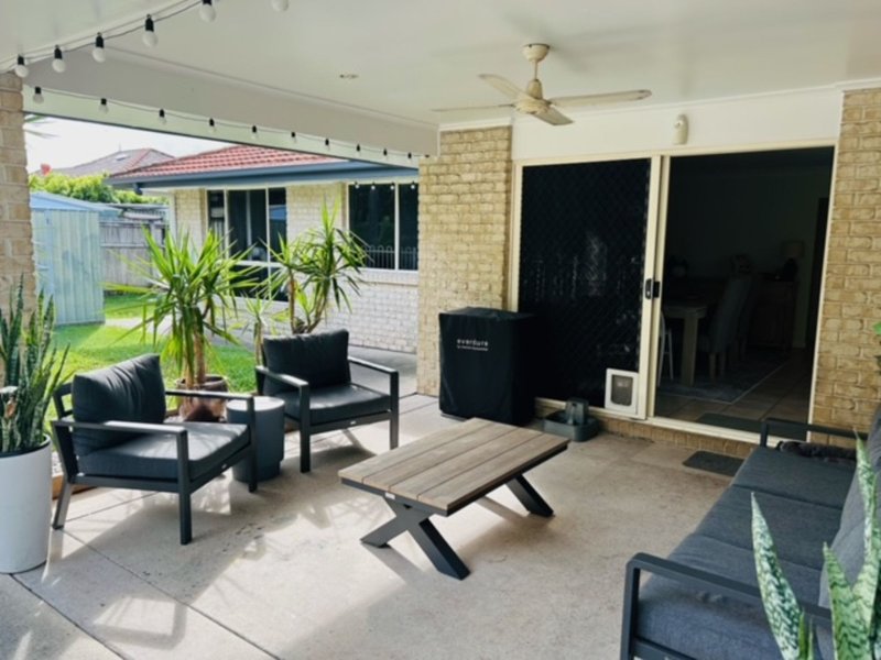 Photo - 2 Boram Street, Currimundi QLD 4551 - Image 16