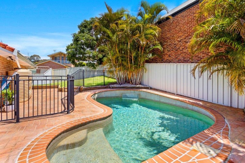 Photo - 2 Borrowdale Close, Albion Park NSW 2527 - Image 8