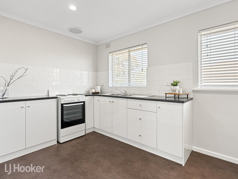 Photo - 2 Botanic Grove, Campbelltown SA 5074 - Image 19