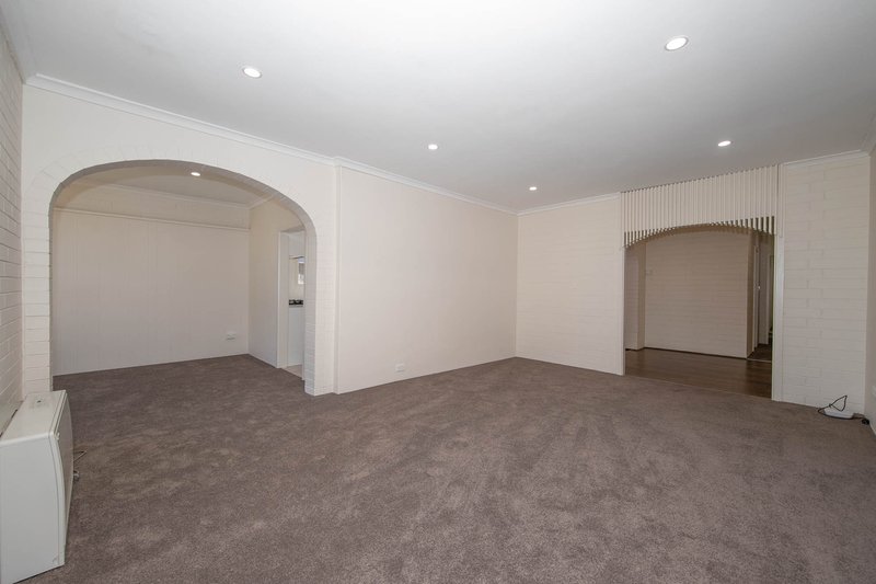 Photo - 2 Bourchier Street, Glenroy VIC 3046 - Image 2