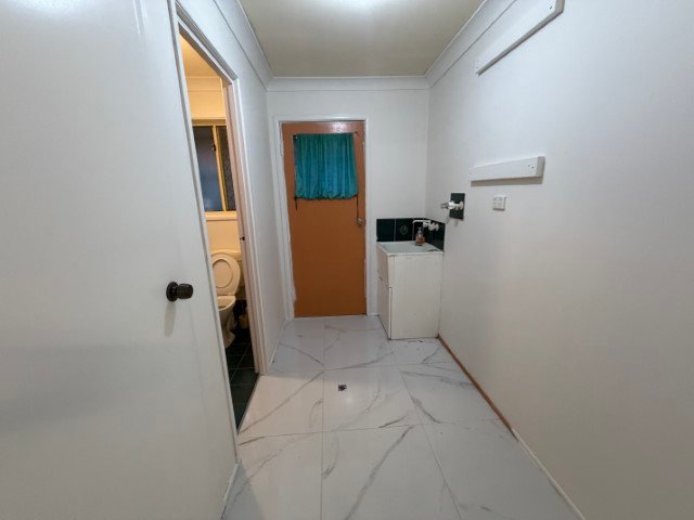 Photo - 2 Bowerbird Close, Doolandella QLD 4077 - Image 10