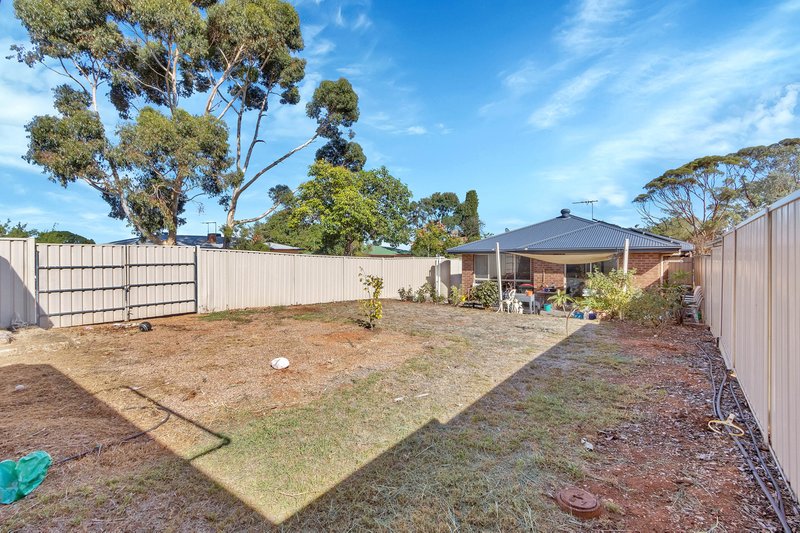 Photo - 2 Bowman Street, Elizabeth Park SA 5113 - Image 11