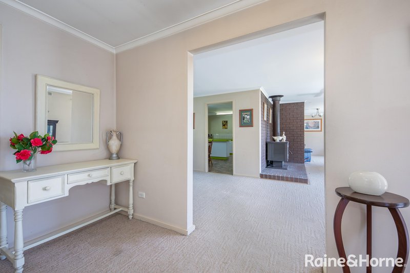 Photo - 2 Braeside Road, Gisborne VIC 3437 - Image 6