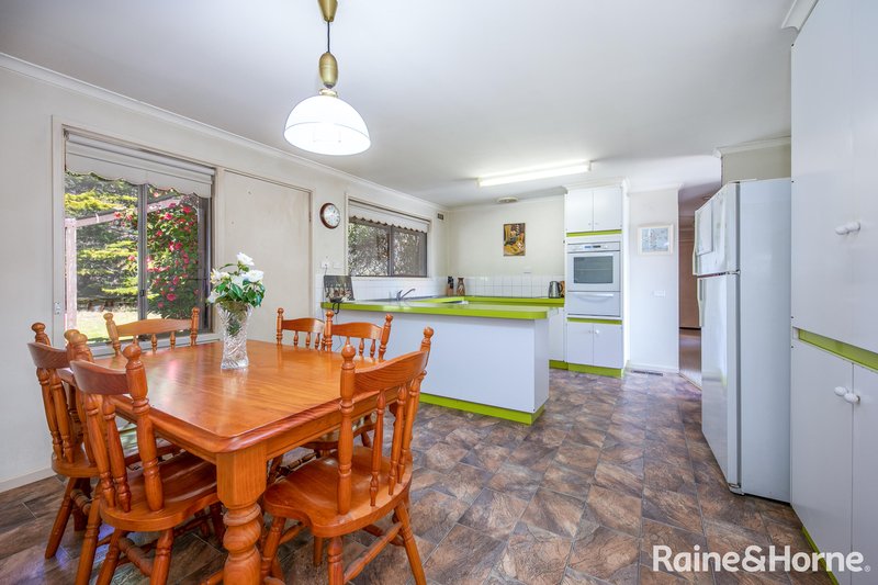 Photo - 2 Braeside Road, Gisborne VIC 3437 - Image 17