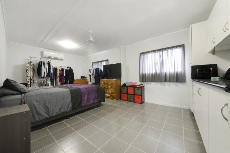 Photo - 2 Braithwaite Court, Cannonvale QLD 4802 - Image 6