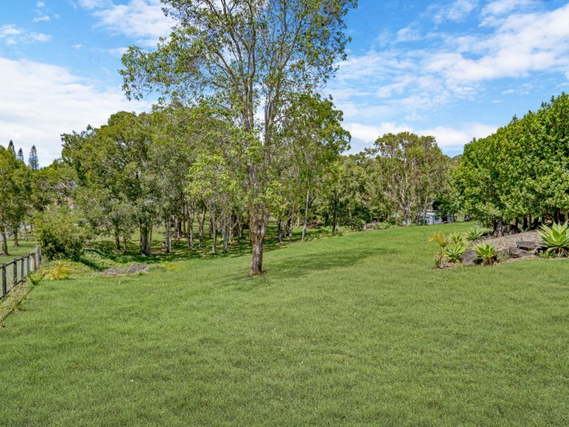 Photo - 2 Branch Cres , Reedy Creek QLD 4227 - Image 5