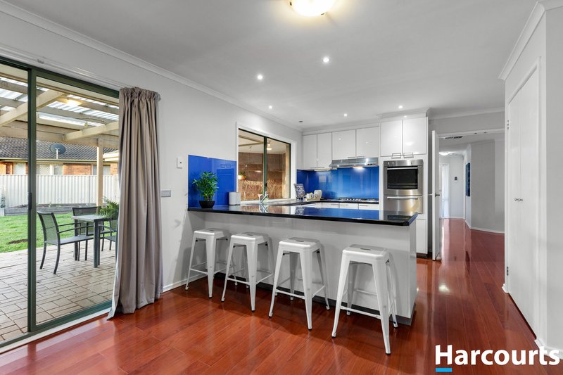 Photo - 2 Bree Place, Rowville VIC 3178 - Image 3