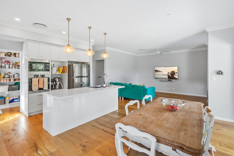 Photo - 2 Brenda Street, Morningside QLD 4170 - Image 5