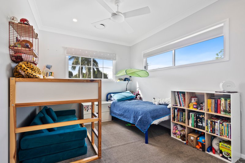 Photo - 2 Brenda Street, Morningside QLD 4170 - Image 13