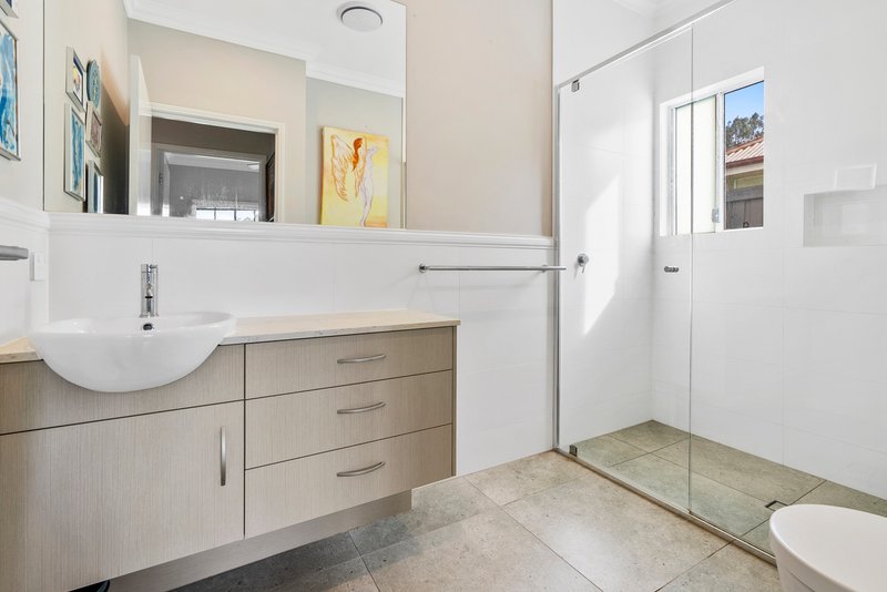 Photo - 2 Brenda Street, Morningside QLD 4170 - Image 30