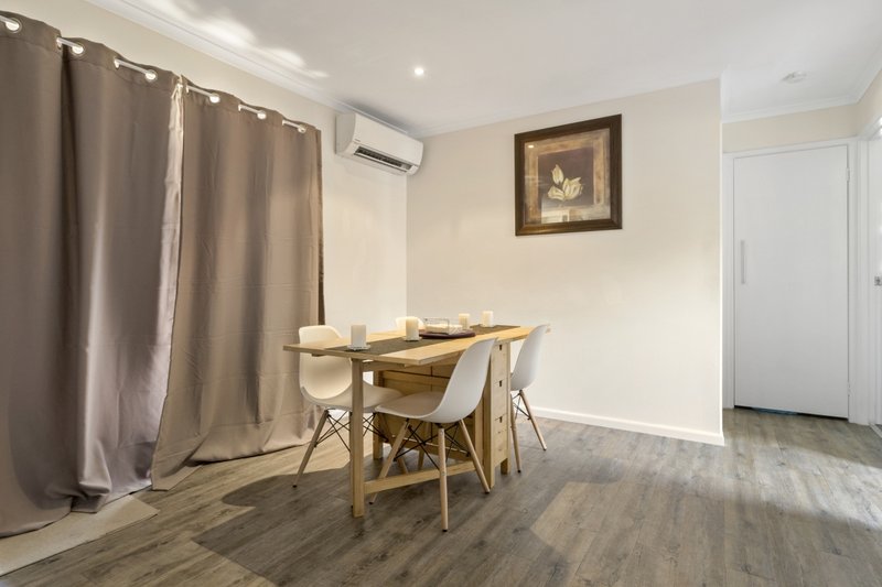 Photo - 2 Briardale Drive, Werribee VIC 3030 - Image 6