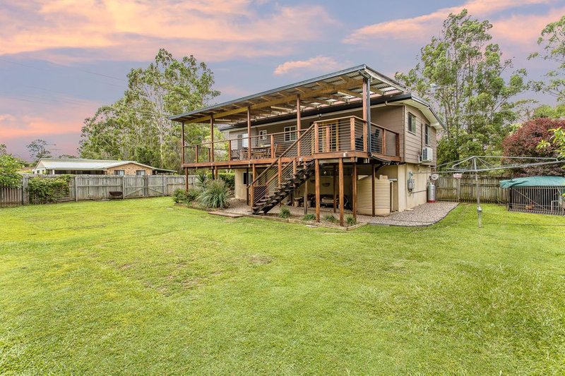 Photo - 2 Bridgeman Street, Kallangur QLD 4503 - Image 13