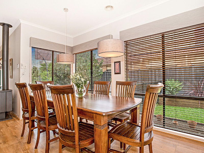 Photo - 2 Brighton Place, Taylors Hill VIC 3037 - Image 7