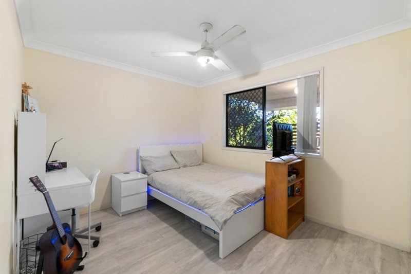 Photo - 2 Brockman Street, North Lakes QLD 4509 - Image 7