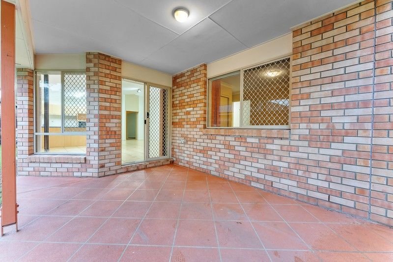 Photo - 2 Brockman Street, North Lakes QLD 4509 - Image 12