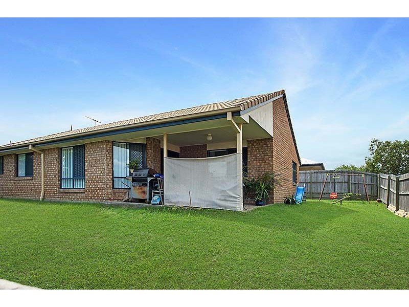 Photo - 2 Brockman Street, North Lakes QLD 4509 - Image 13