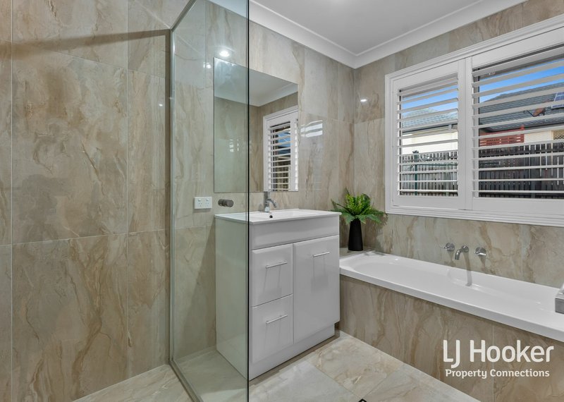 Photo - 2 Bromley Close, Murrumba Downs QLD 4503 - Image 15