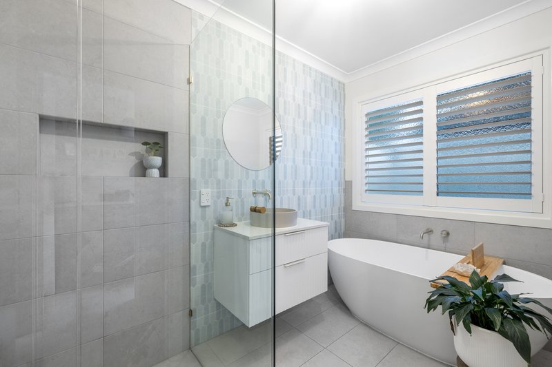 Photo - 2 Bronzewing Court, Langwarrin VIC 3910 - Image 13