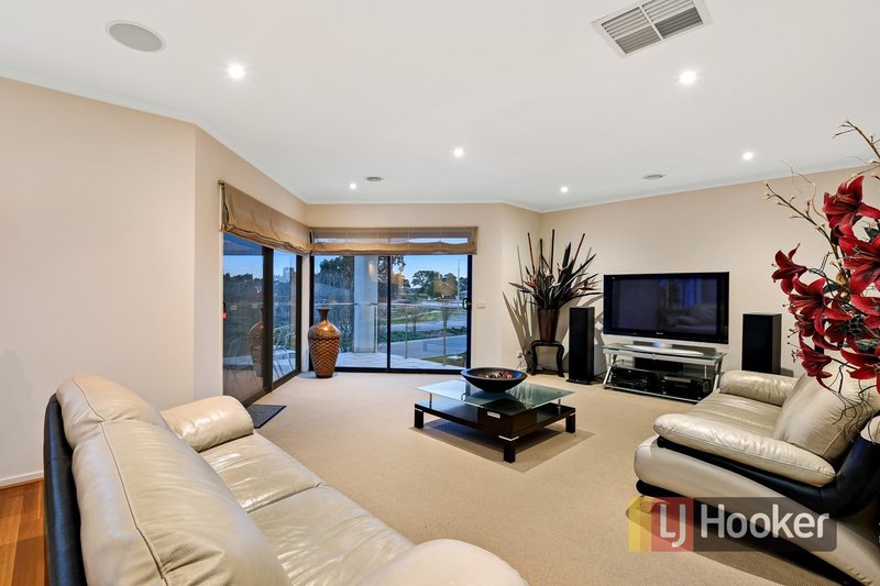 Photo - 2 Brookland Greens Boulevard, Cranbourne VIC 3977 - Image 8