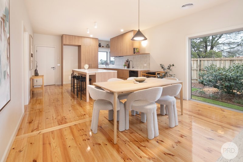 Photo - 2 Broomfield Road, Creswick VIC 3363 - Image 4